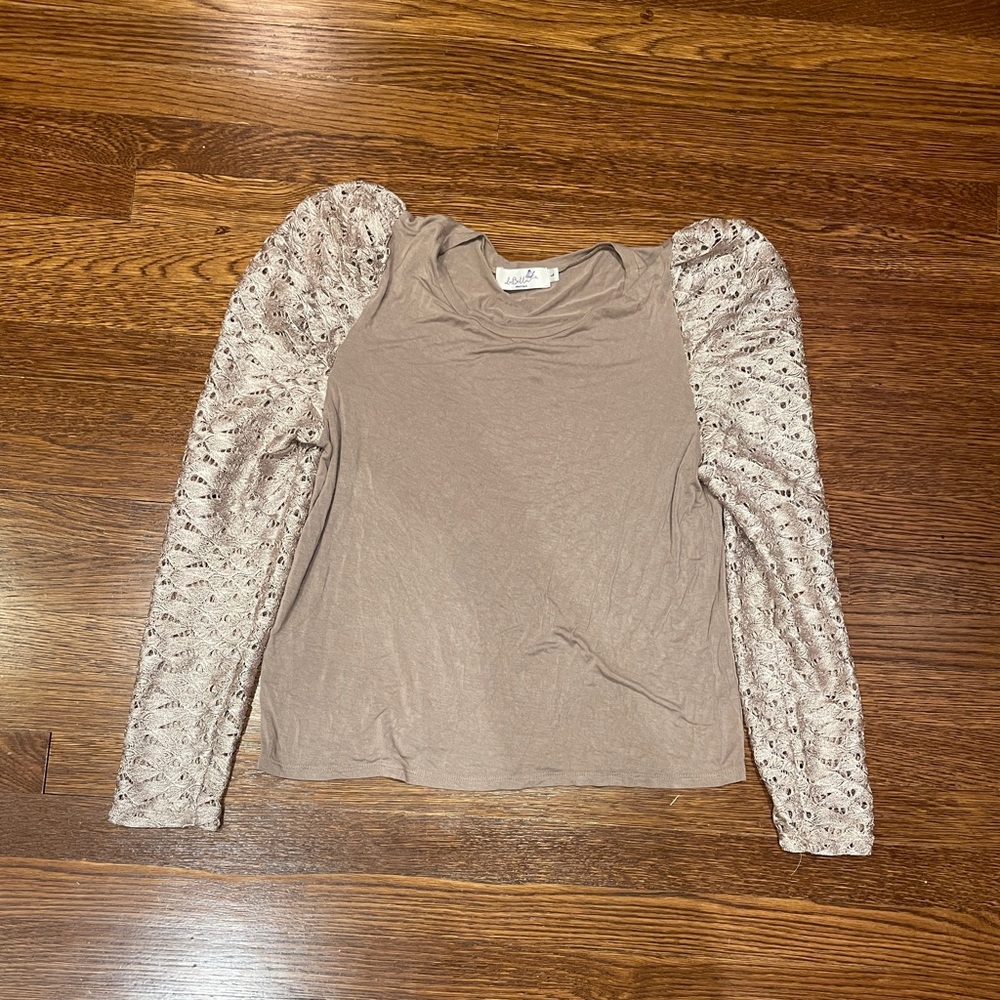 Beige Lu Bella Women’s Shirt with puffy sleeves. Size L